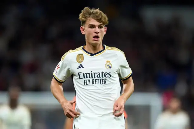 己的辉煌篇 己的辉煌篇