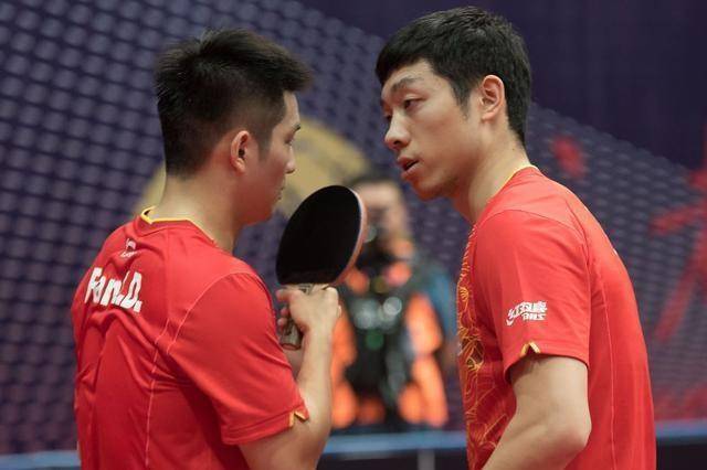 斯与塞维利 斯与塞维利