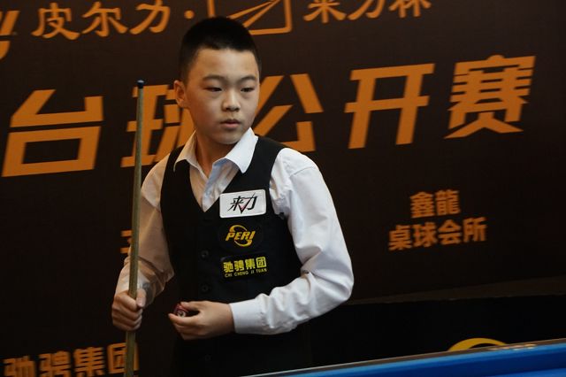 许多青少年 许多青少年