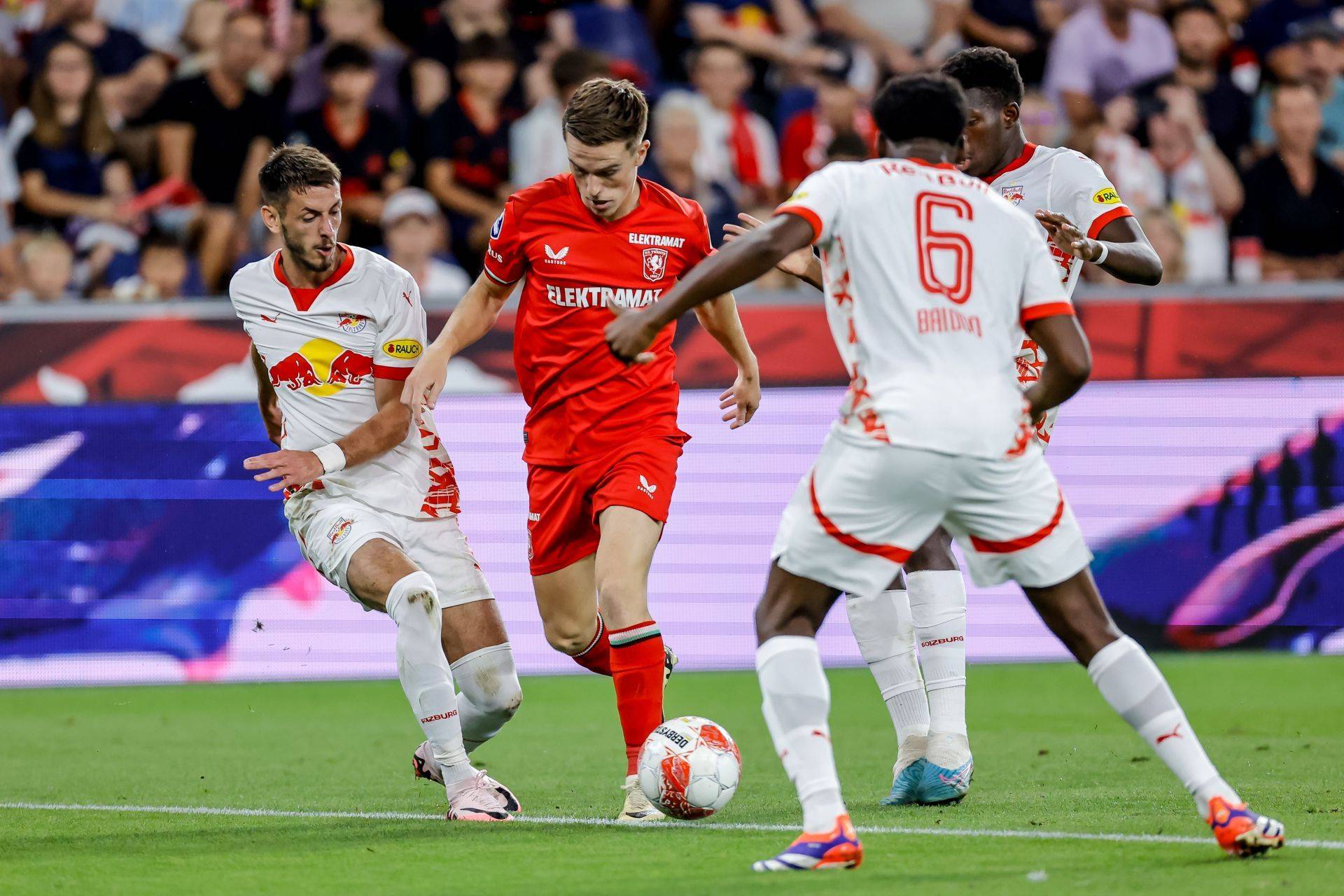 许多网友纷 许多网友纷